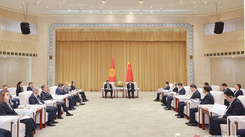 马兴瑞会见吉尔吉斯斯坦副总理托罗巴耶夫